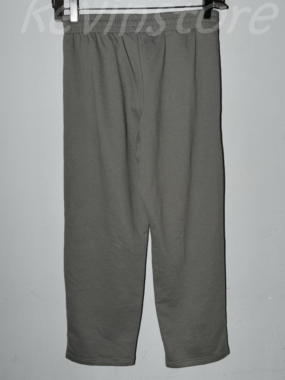 2 pairs  adidas Men's Fleece Pants. Price is for 2 . - Picture 4 of 16